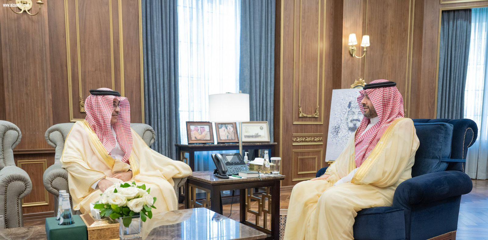 أمير الحدود الشمالية يستقبل ممثل المركز الوطني لتنمية الغطاء النباتي ومكافحة التصحر بالمنطقة