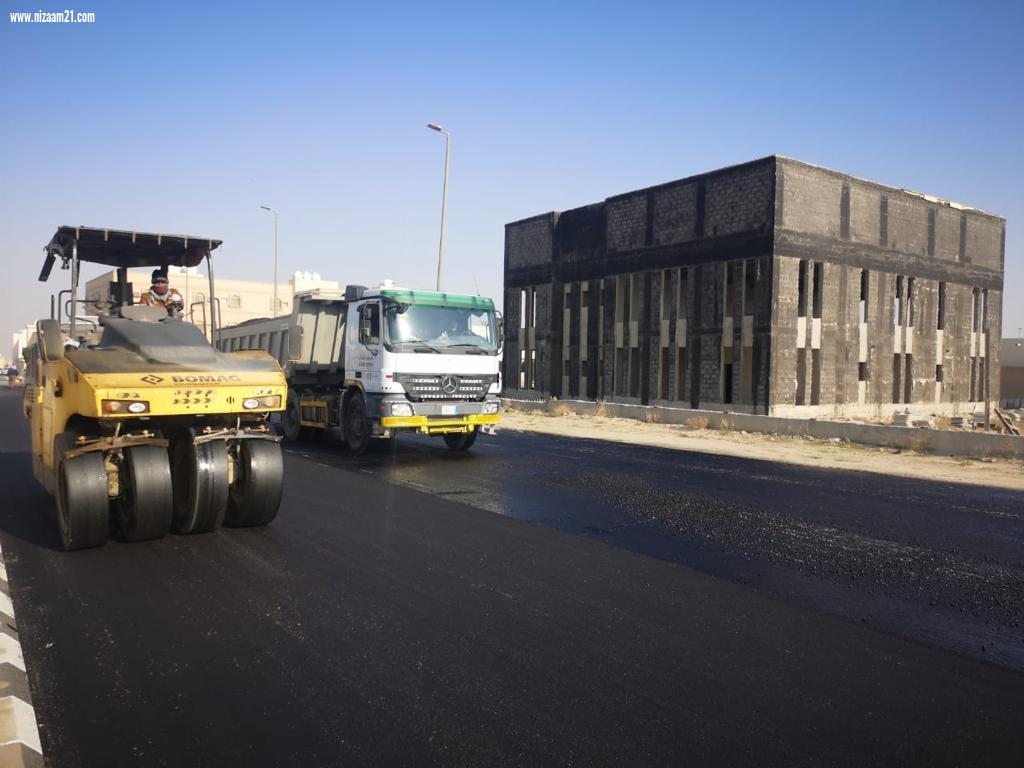 بلدية النعيرية انجاز نسبة (96%)  من أعمال صيانة بشوارع حي العزيزية