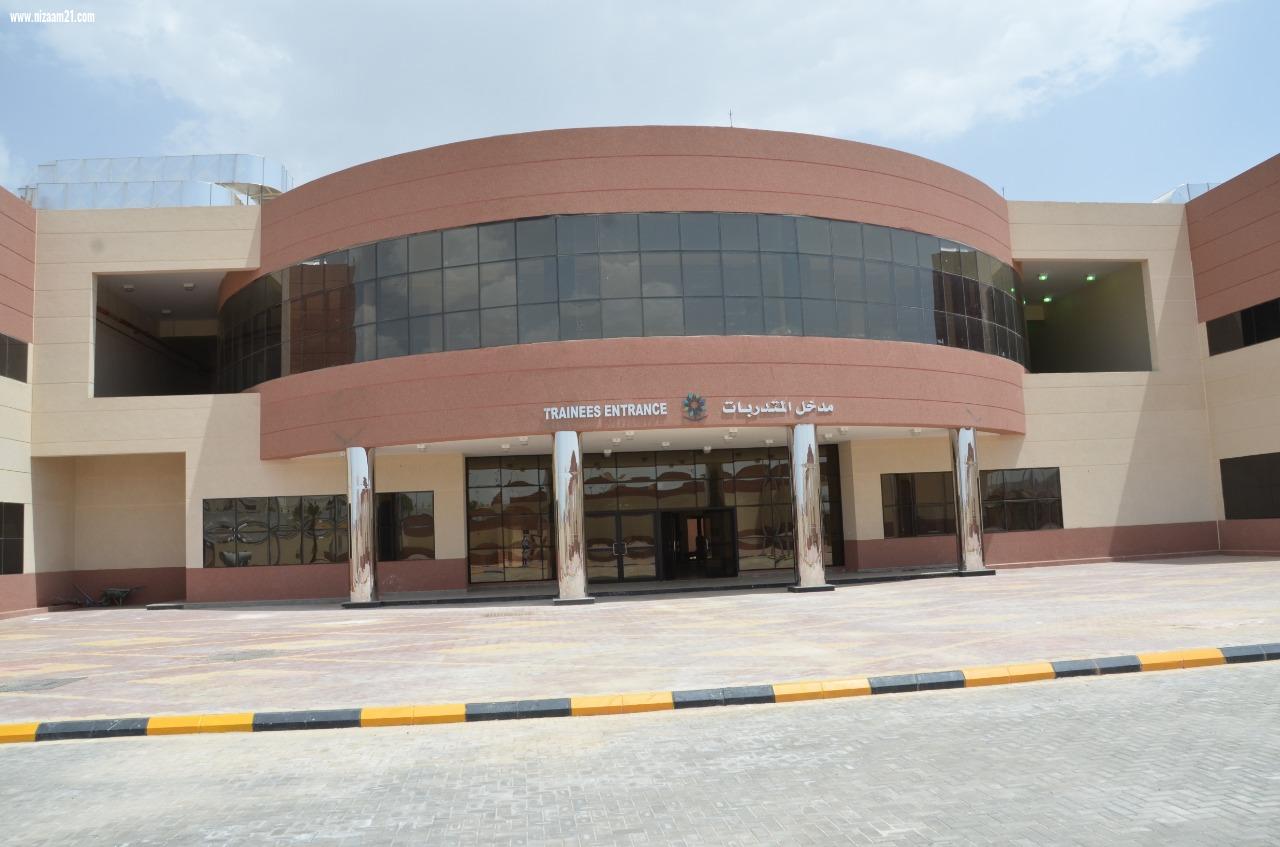 الأمير تركي بن طلال يفتتح الكلية التقنية للبنات بمحافظة بلقرن