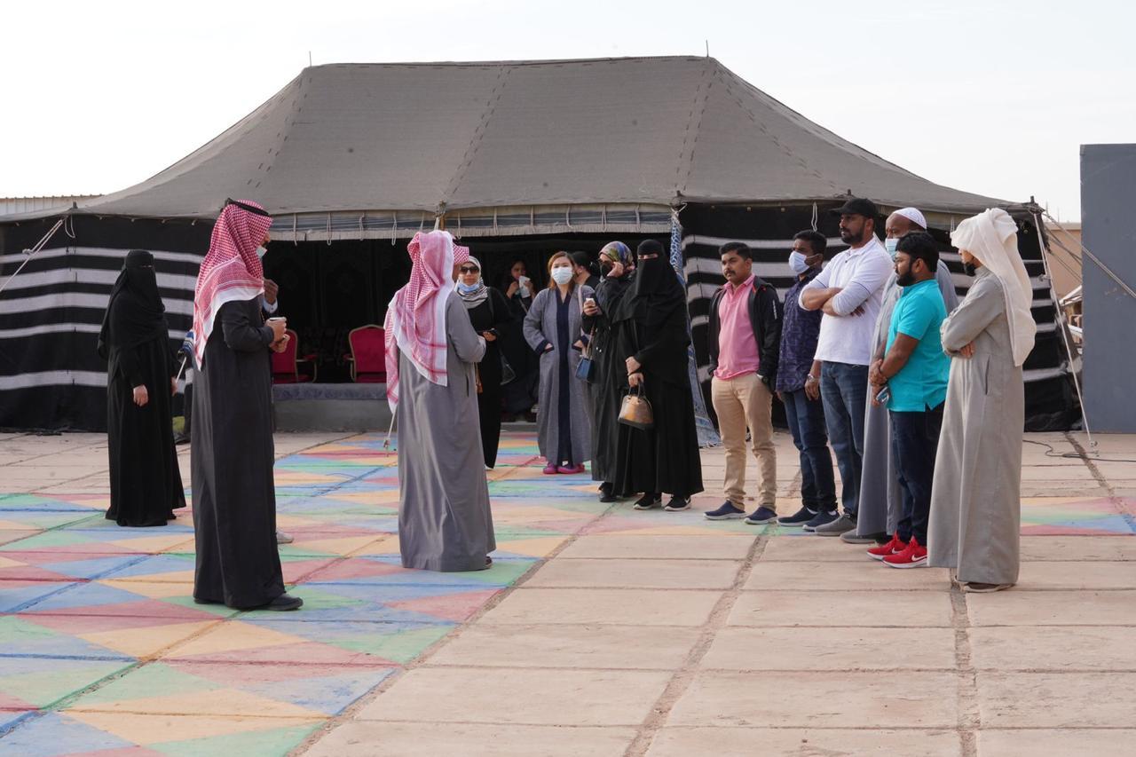 وفد مركز ديافرم  لغسيل الكلى يزور جمعية الثقافة بعرعر 